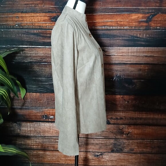 Orvis Jacket Blouse Top Size 6 Textured Crepe Beige Button Front Faux Suede - Picture 7 of 11